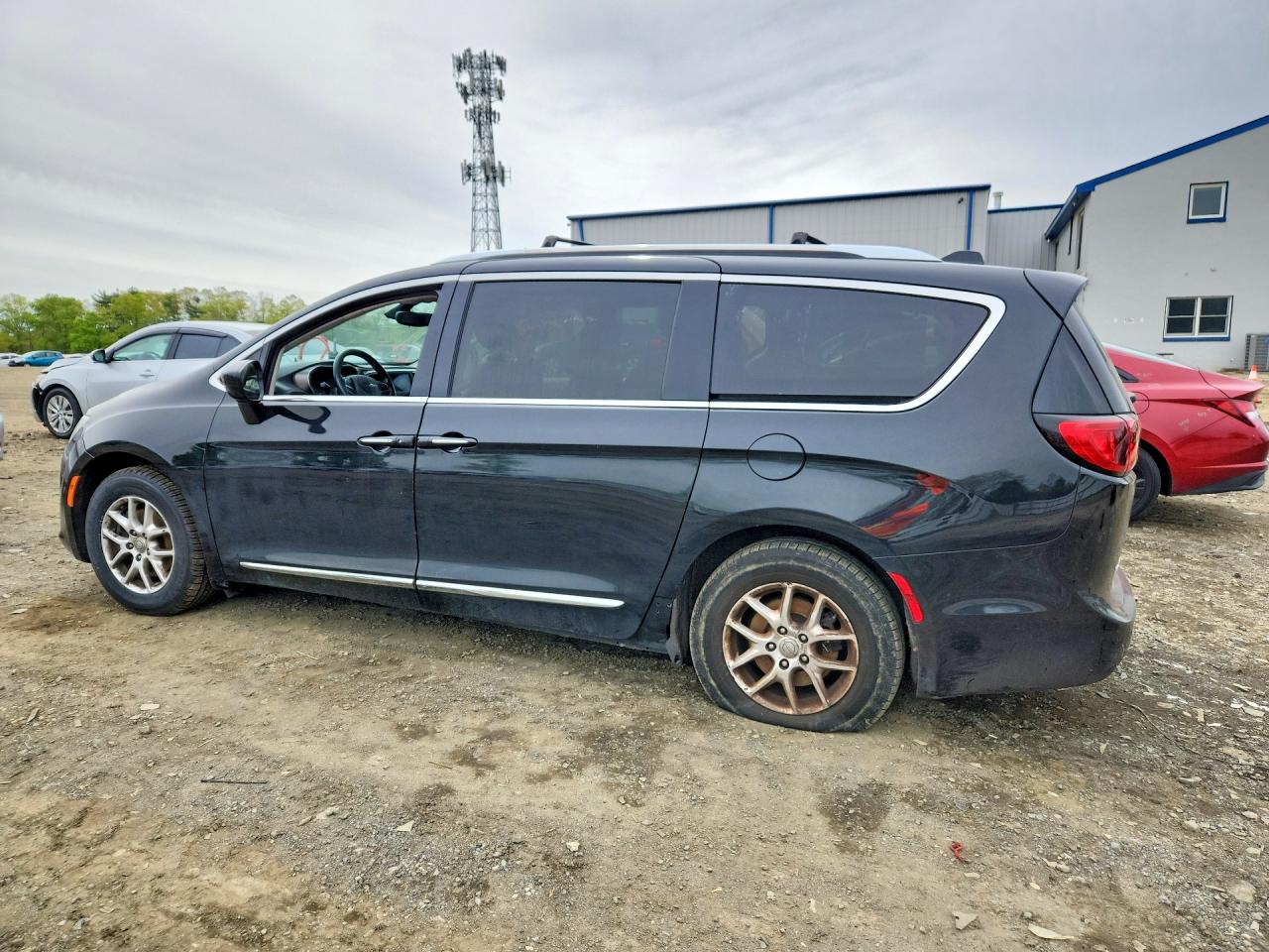 Chrysler Pacifica Touring L