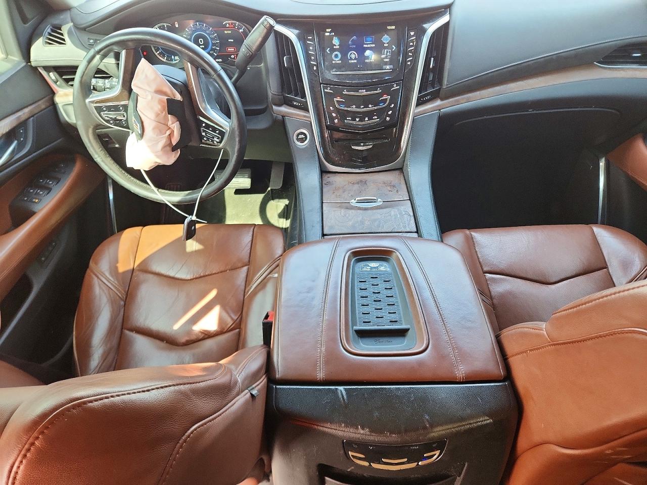 Cadillac Escalade Esv Premium Luxury