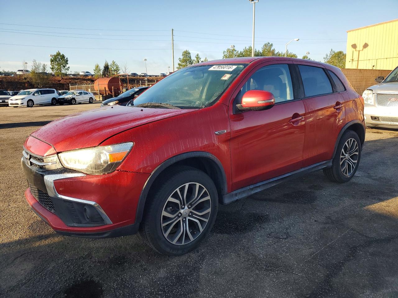 Salvage Mitsubishi Outlander Image