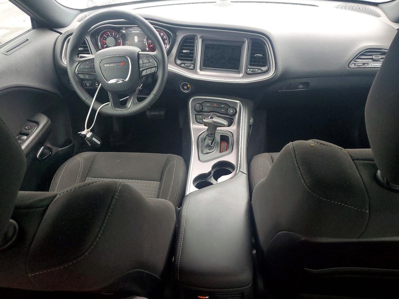 Dodge Challenger Sxt