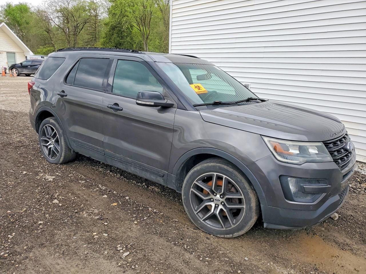Ford Explorer Sport