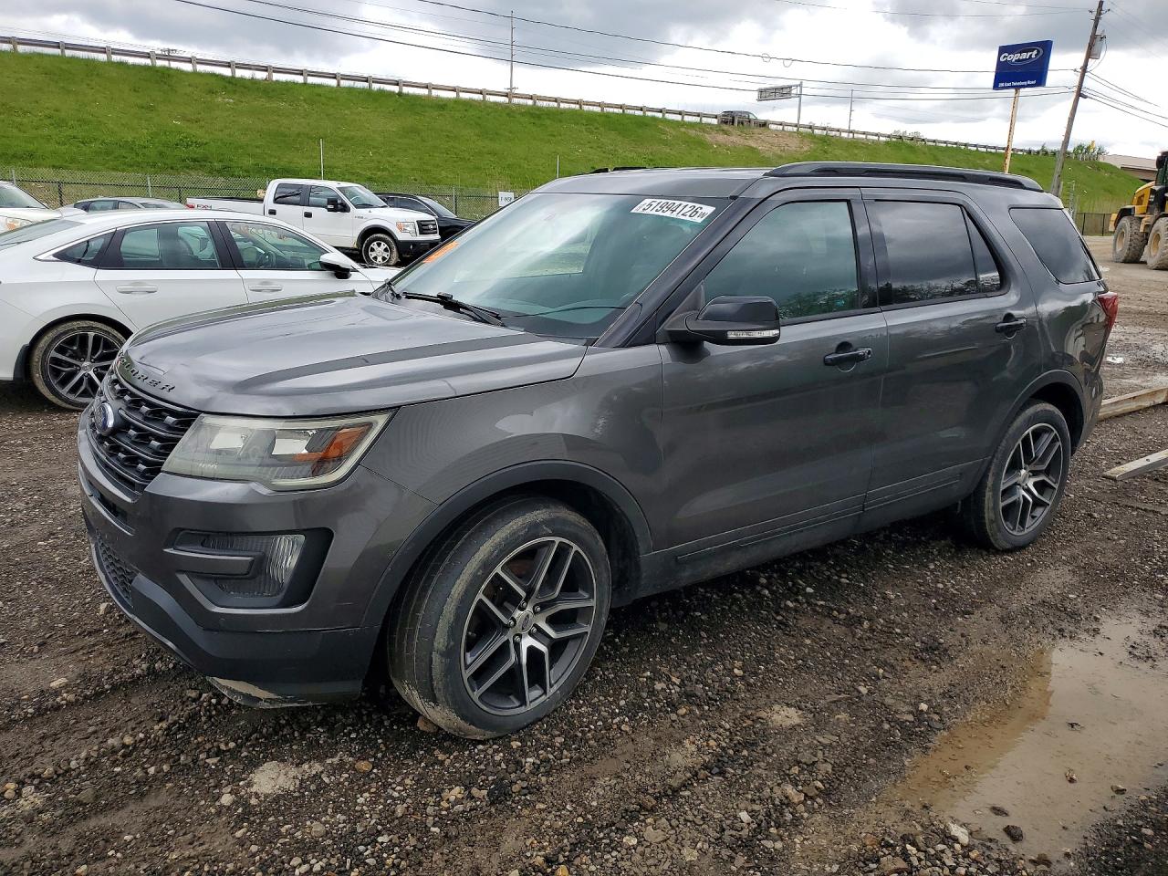 Salvage Ford Explorer Image