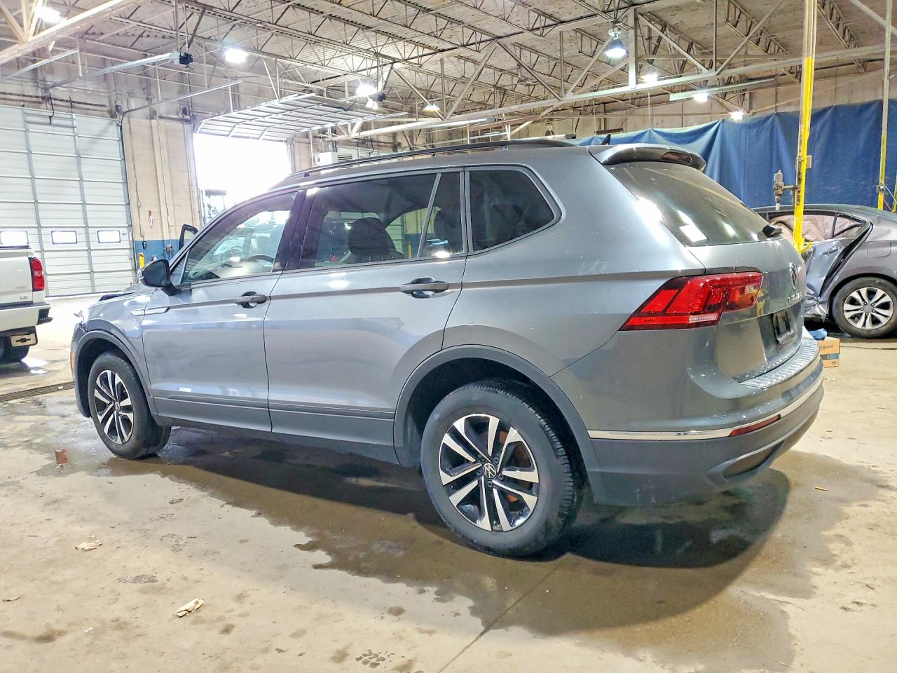 Volkswagen Tiguan S