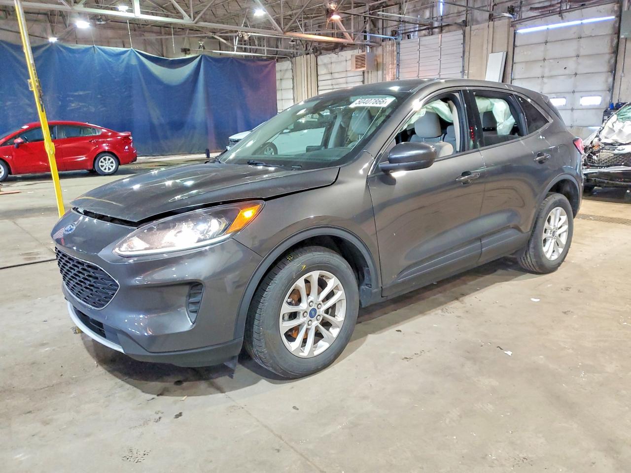 Salvage Ford Escape Image