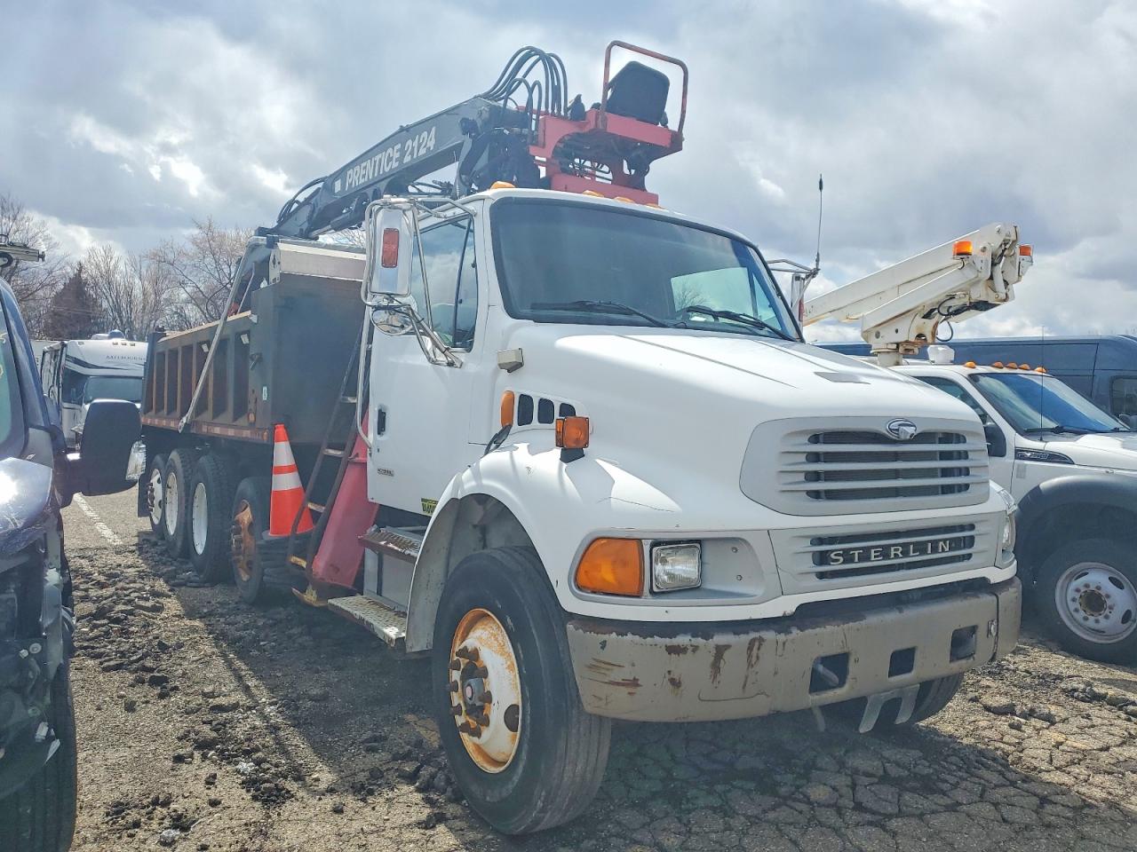 Salvage Sterling Truck Acterra Image