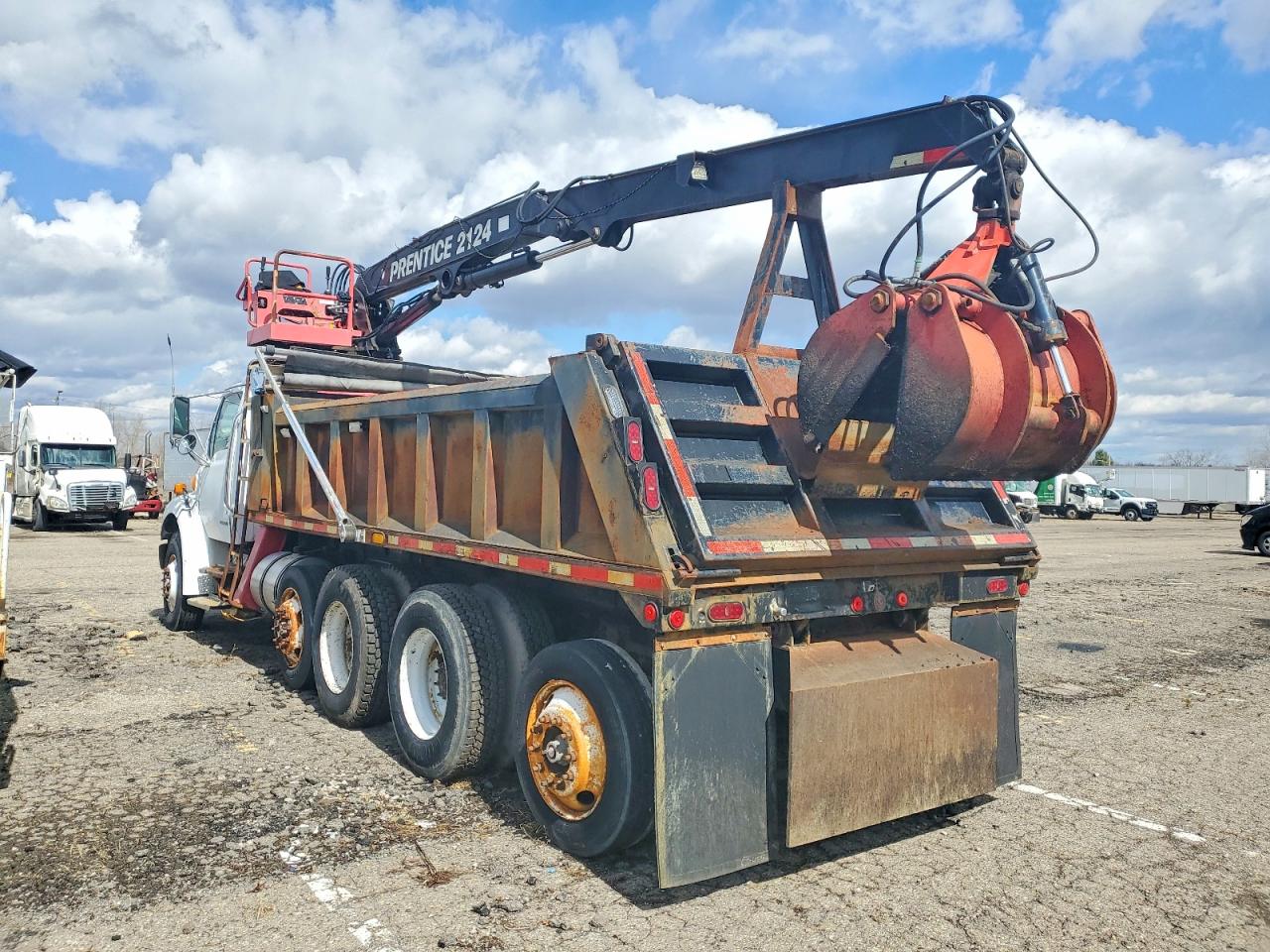 Sterling Truck Acterra