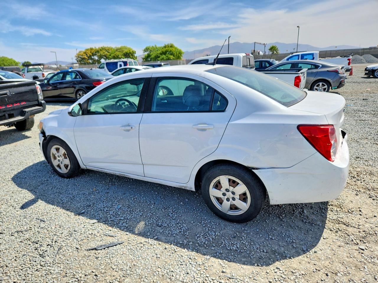 Chevrolet Sonic Ls