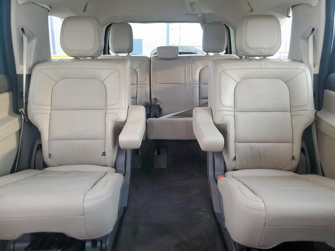 Lincoln Navigator Reserve