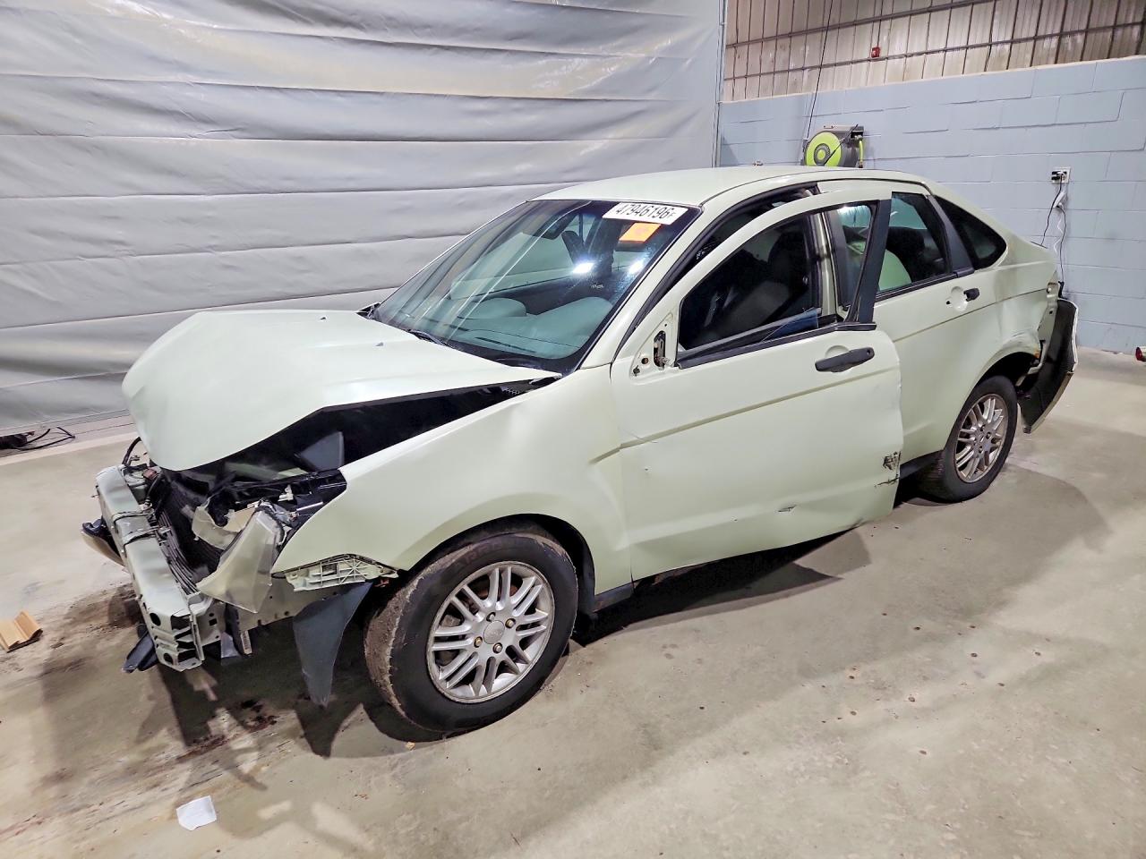 Salvage Ford Focus Image