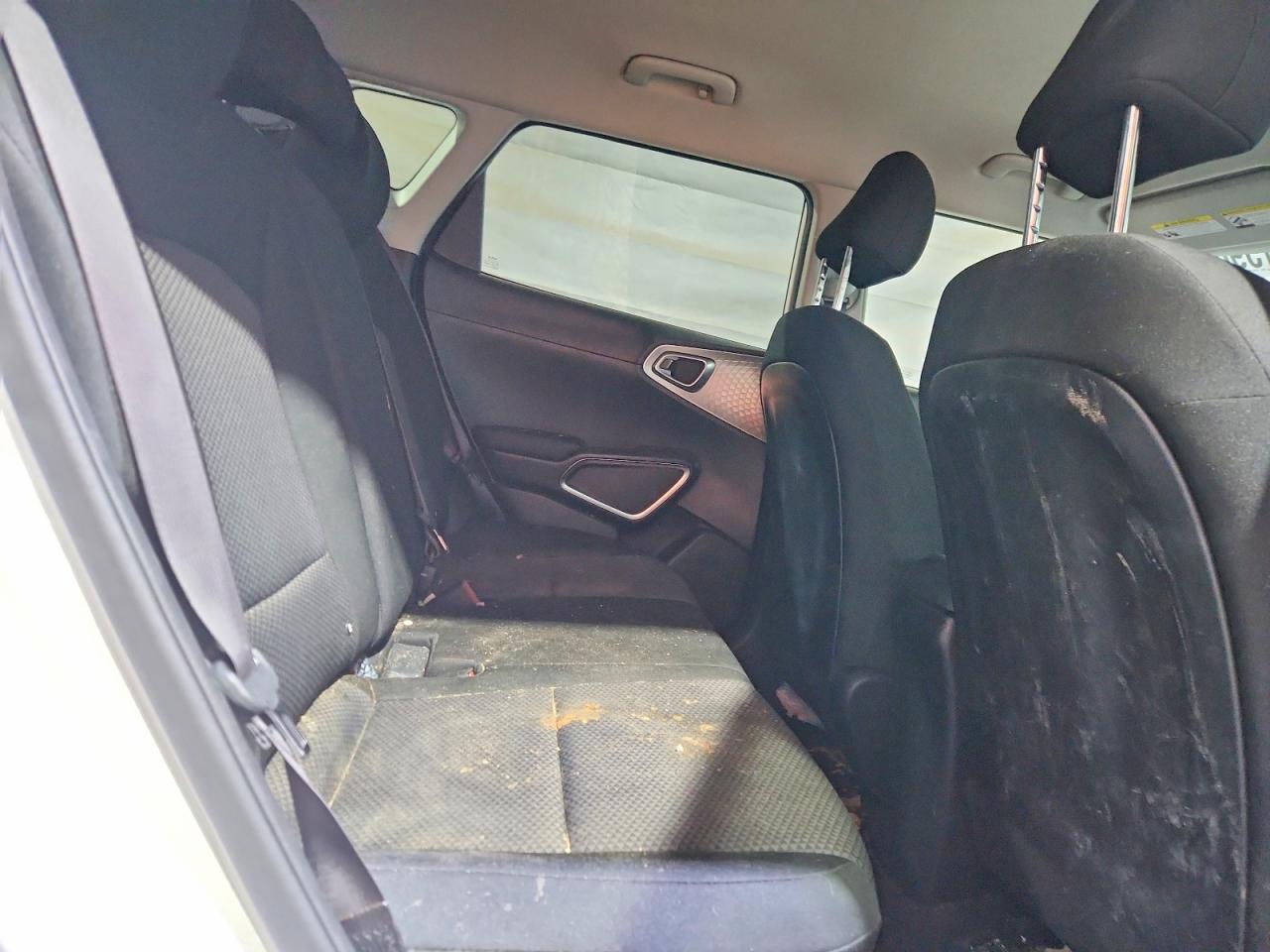 Kia Soul Lx