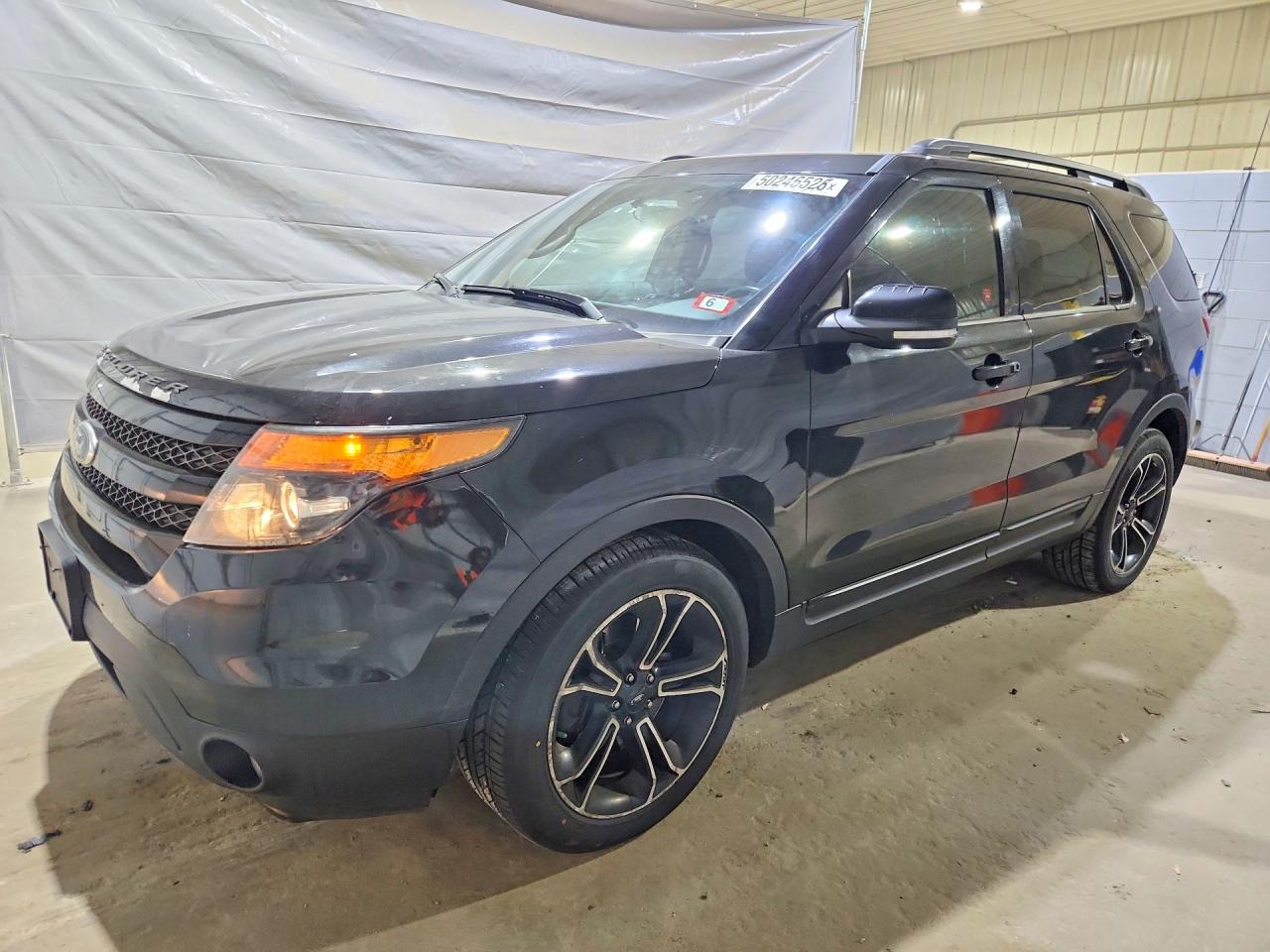 Salvage Ford Explorer Image