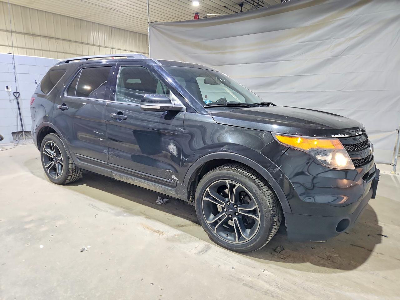 Ford Explorer Sport