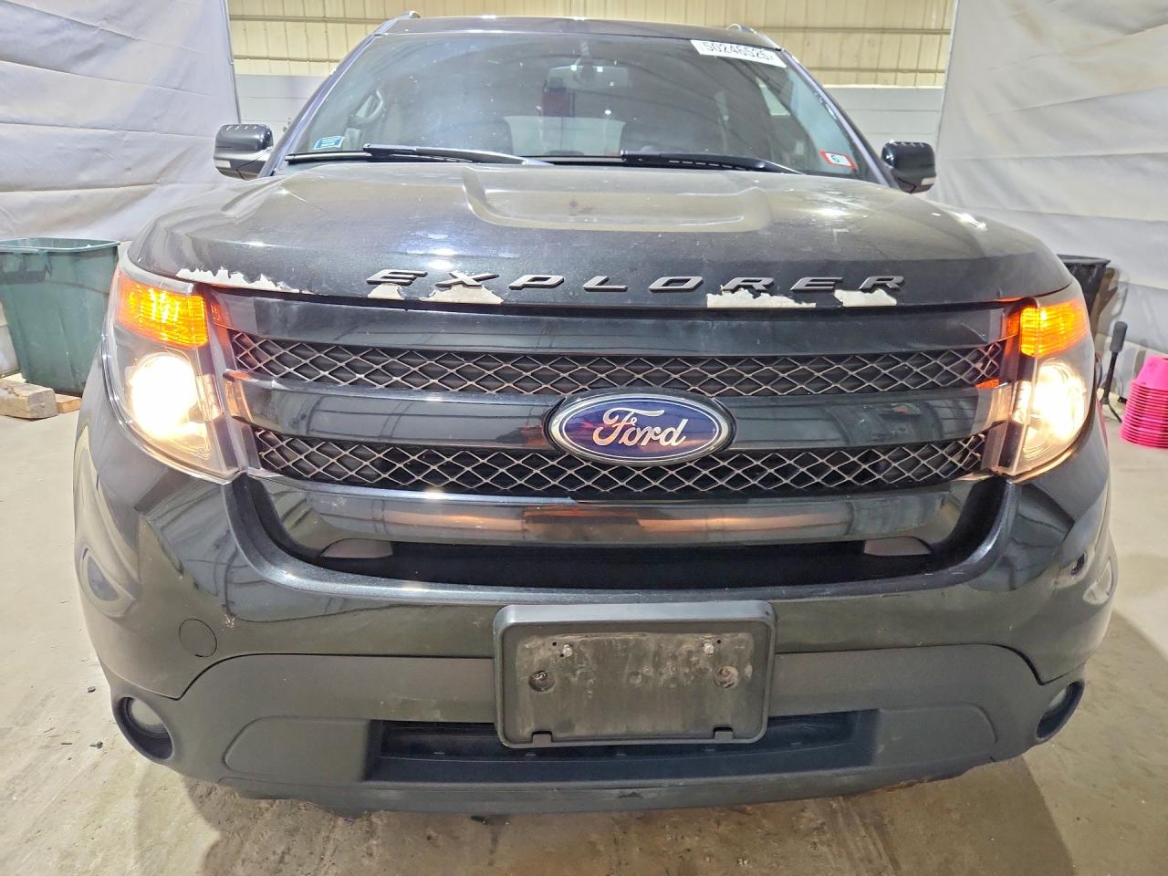 Ford Explorer Sport