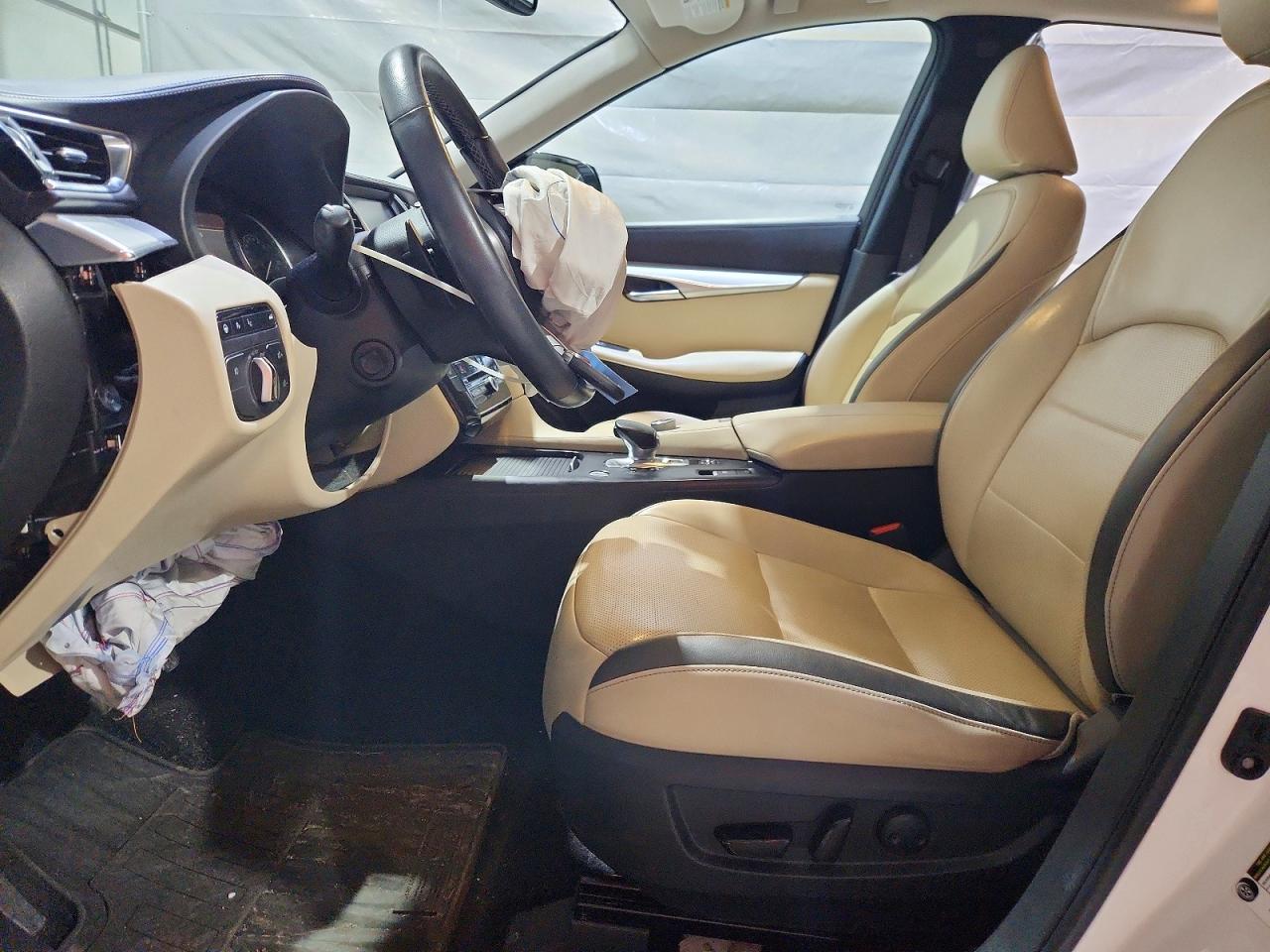 INFINITI Qx Essential