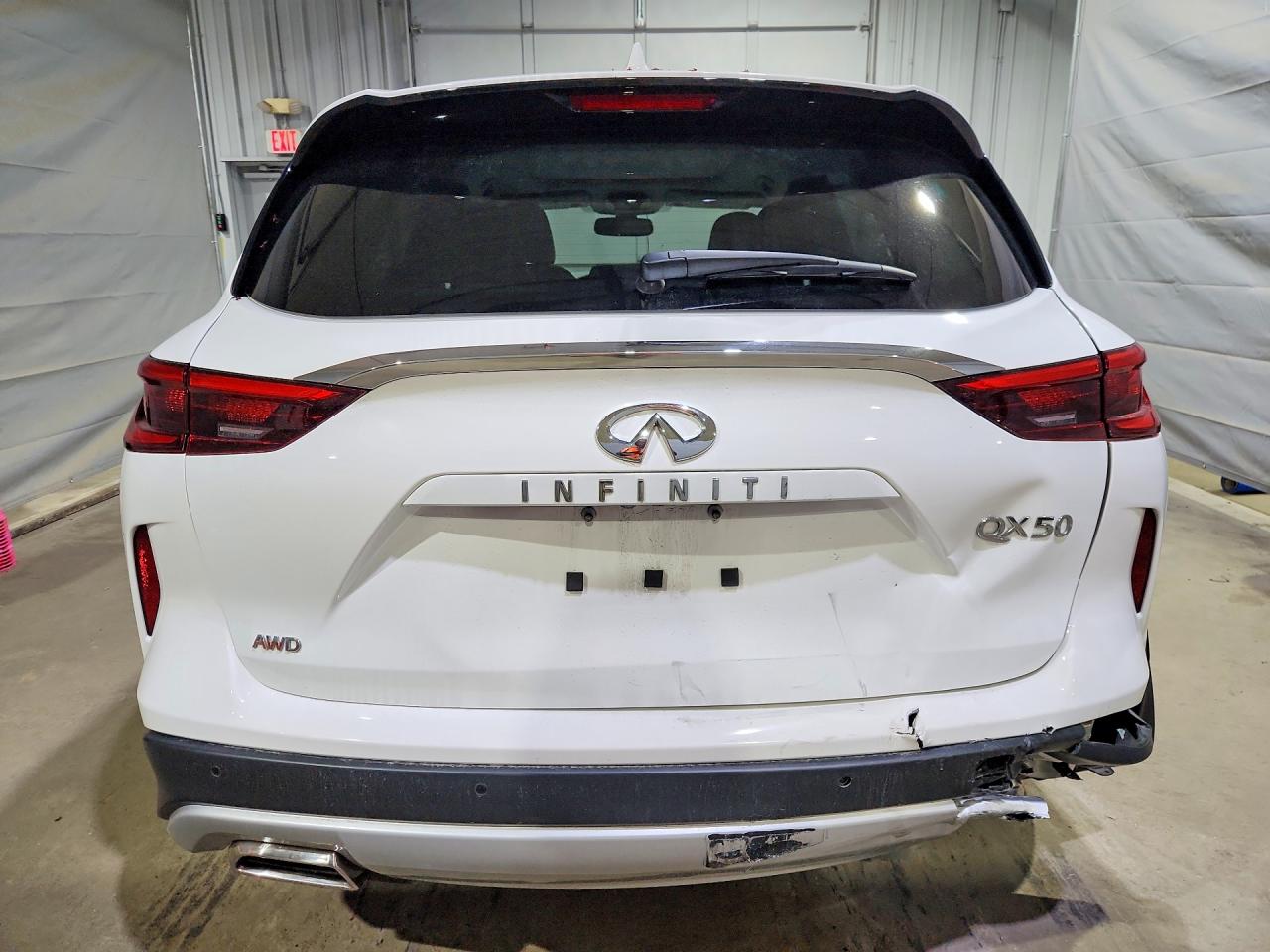 INFINITI Qx Essential