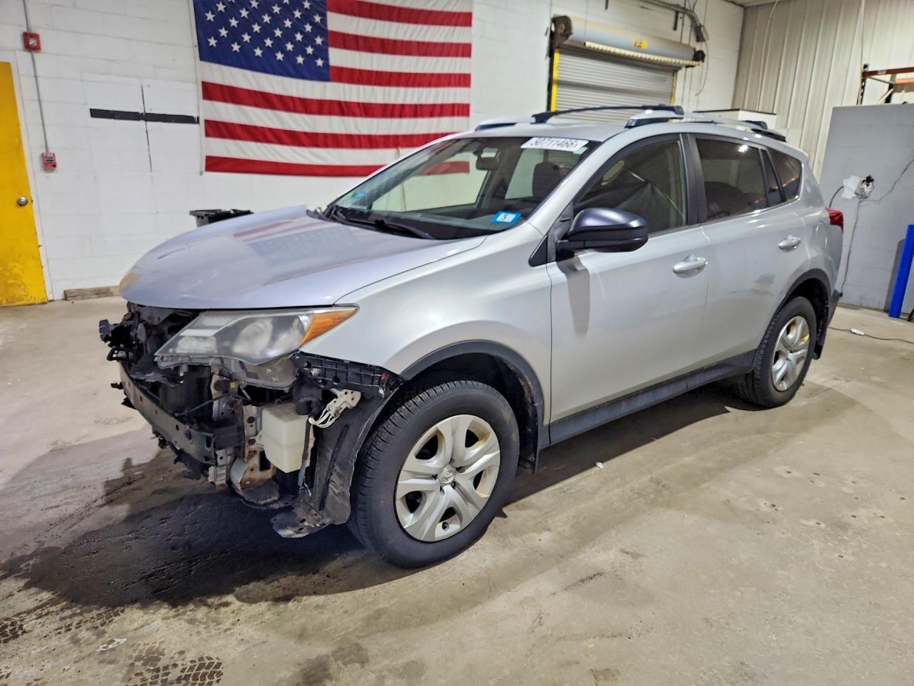 Salvage Toyota RAV4 Image