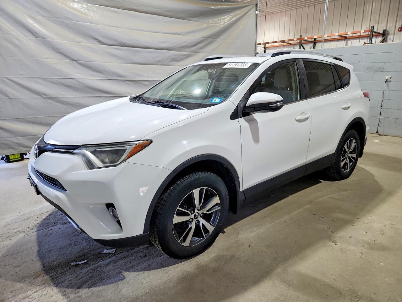 Salvage Toyota RAV4 Image