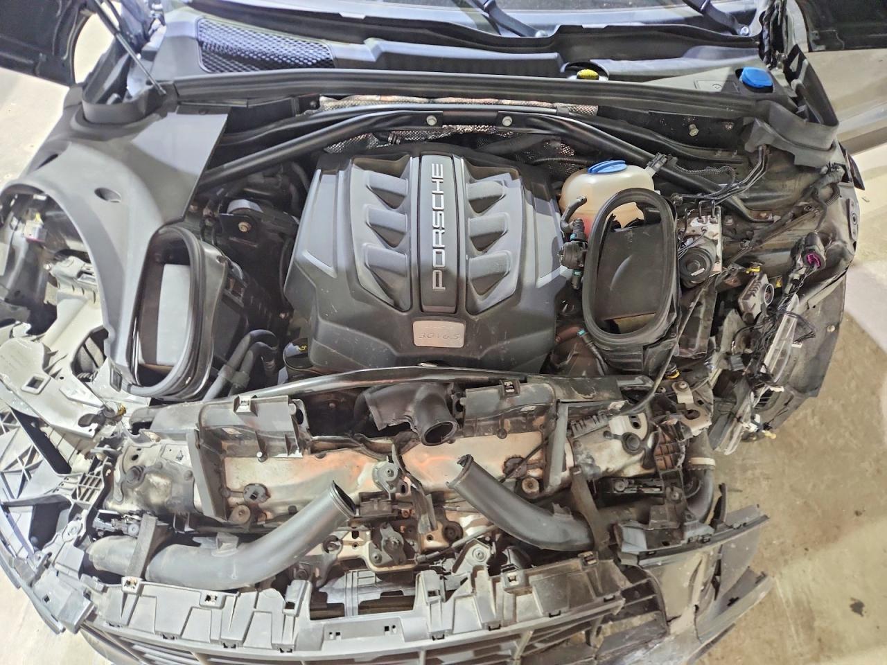 Porsche Macan S