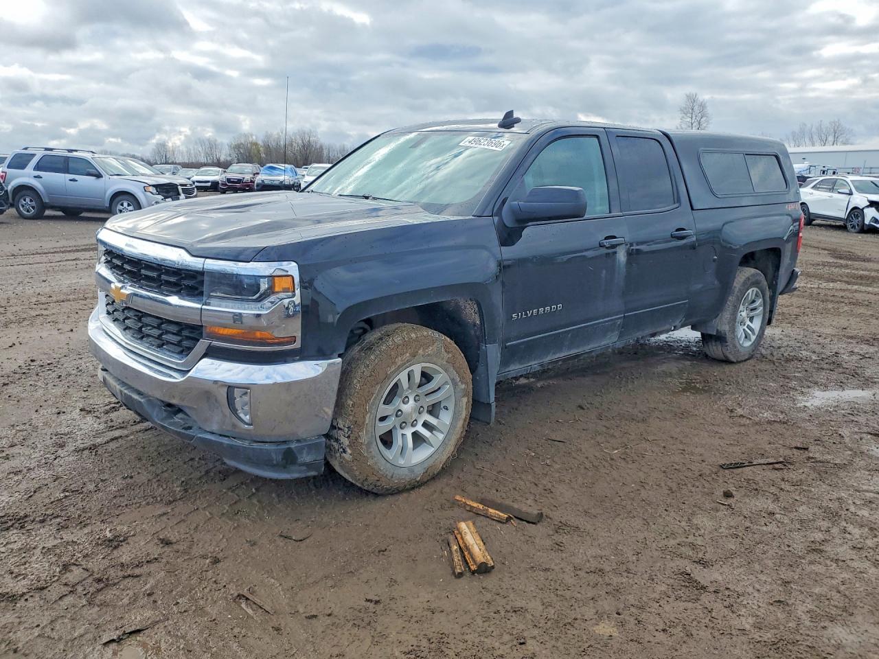 Salvage Chevrolet Silverado Image