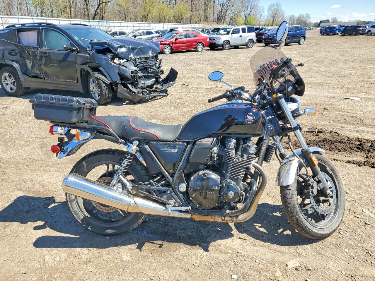 Salvage Honda Cb Cycle Image