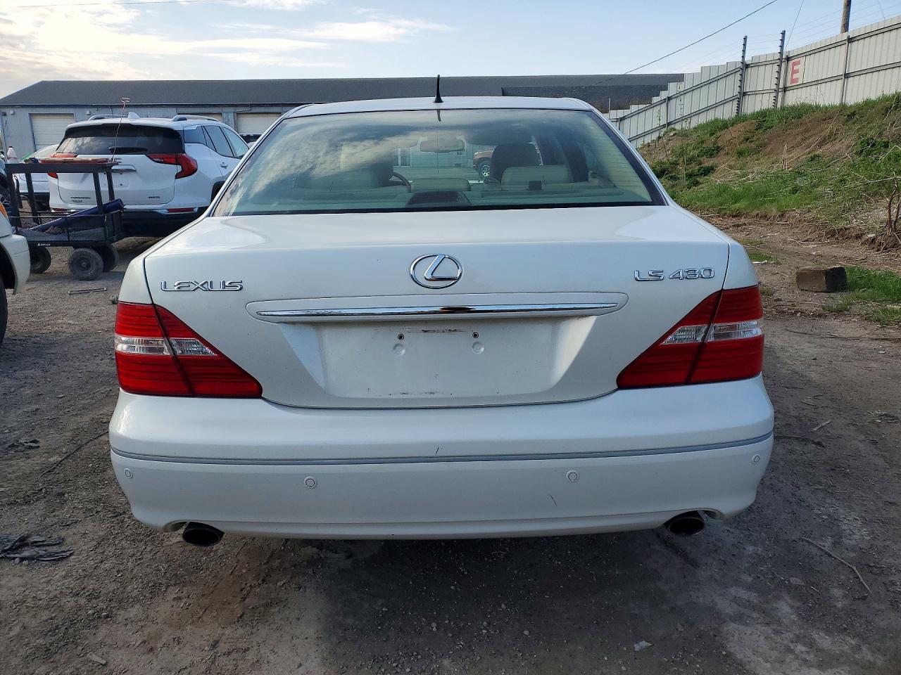 Lexus LS 430