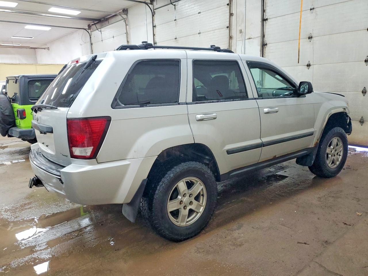 Jeep Grand Cherokee Laredo