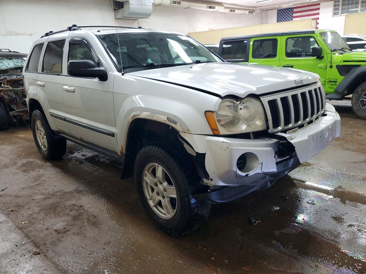 Jeep Grand Cherokee Laredo