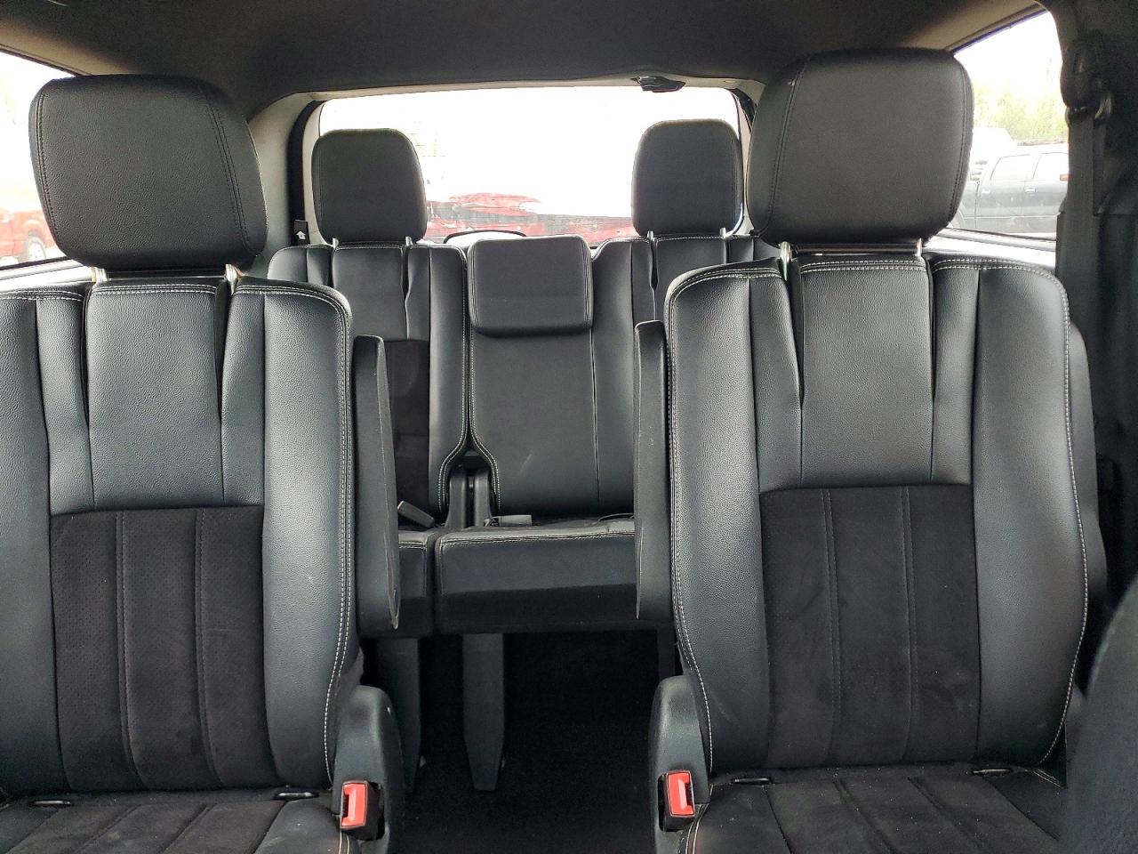 Dodge Caravan Sxt