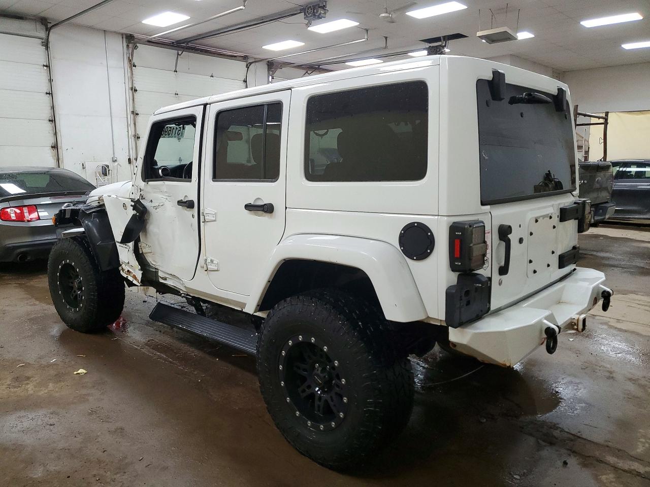 Jeep Wrangler Sahara