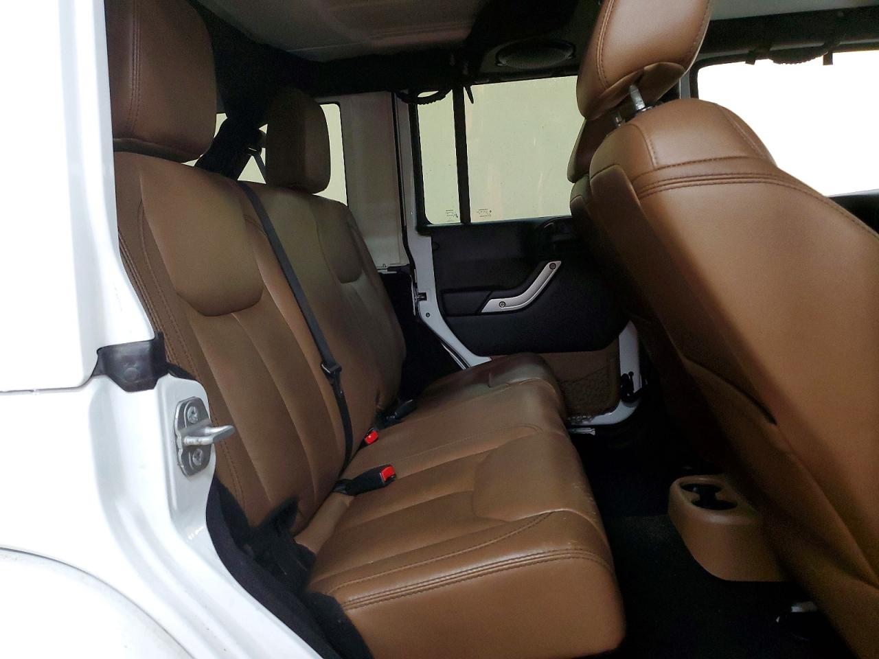 Jeep Wrangler Sahara