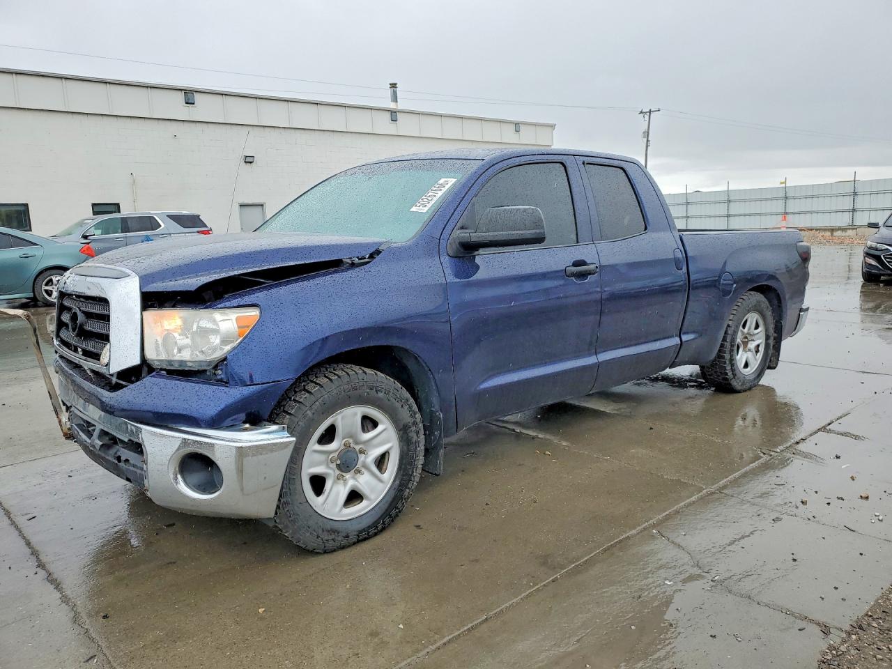 Salvage Toyota Tundra Image