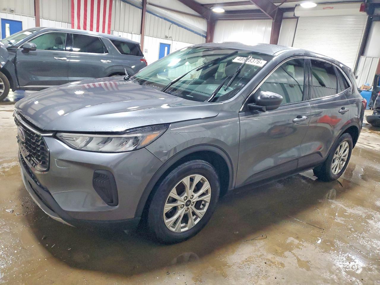 Salvage Ford Escape Image
