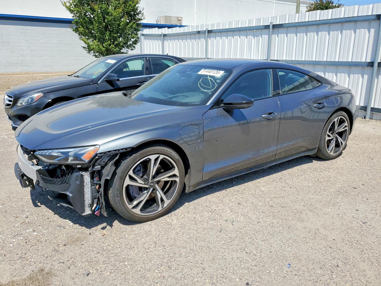 Salvage Audi e-tron Image
