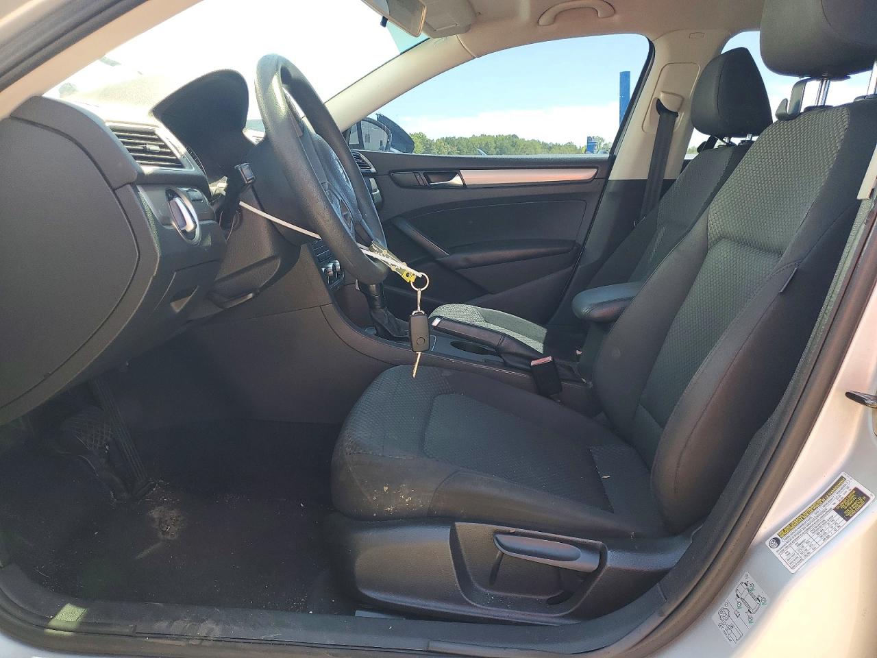 Volkswagen Passat S