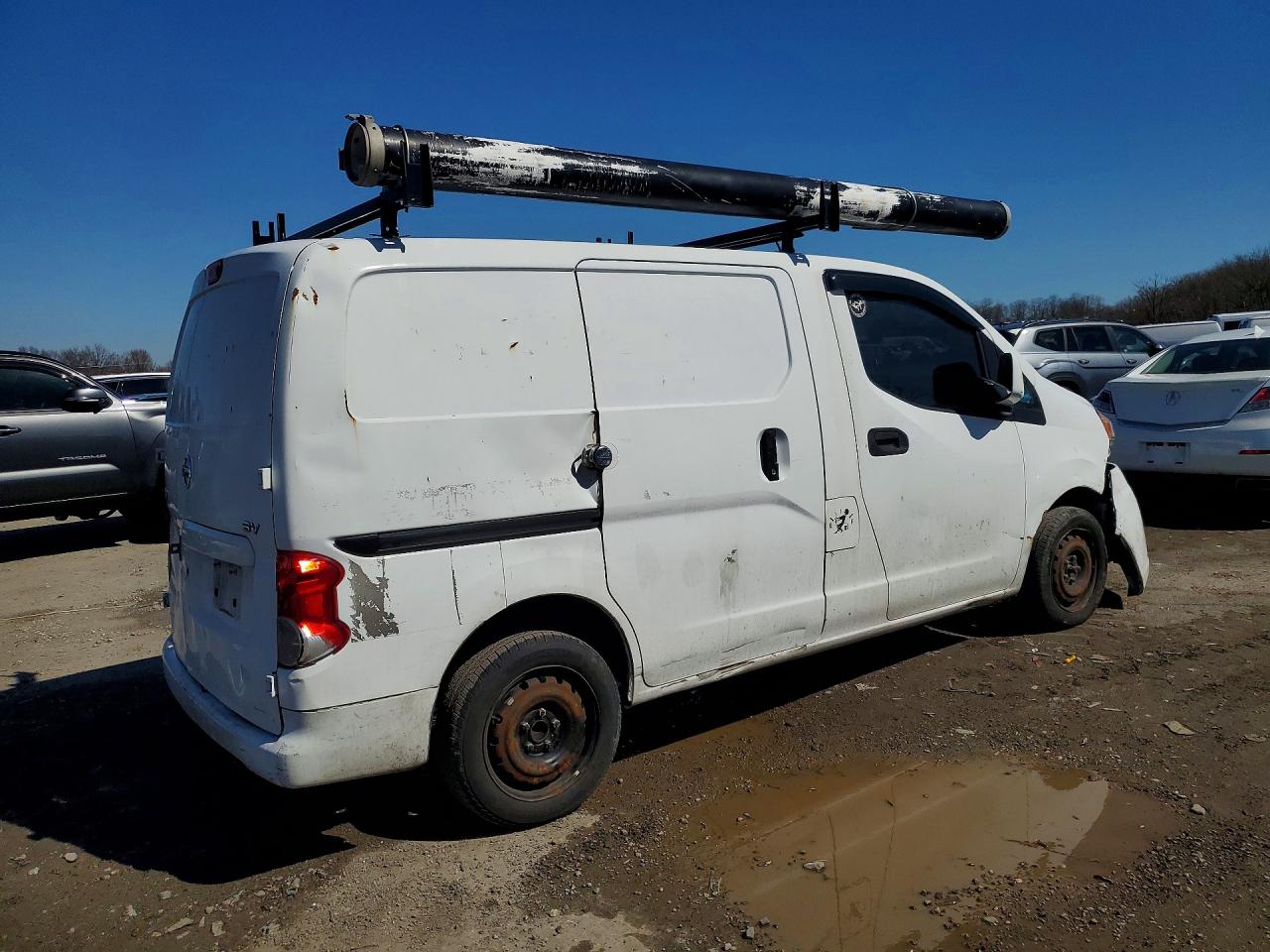 Nissan Nv