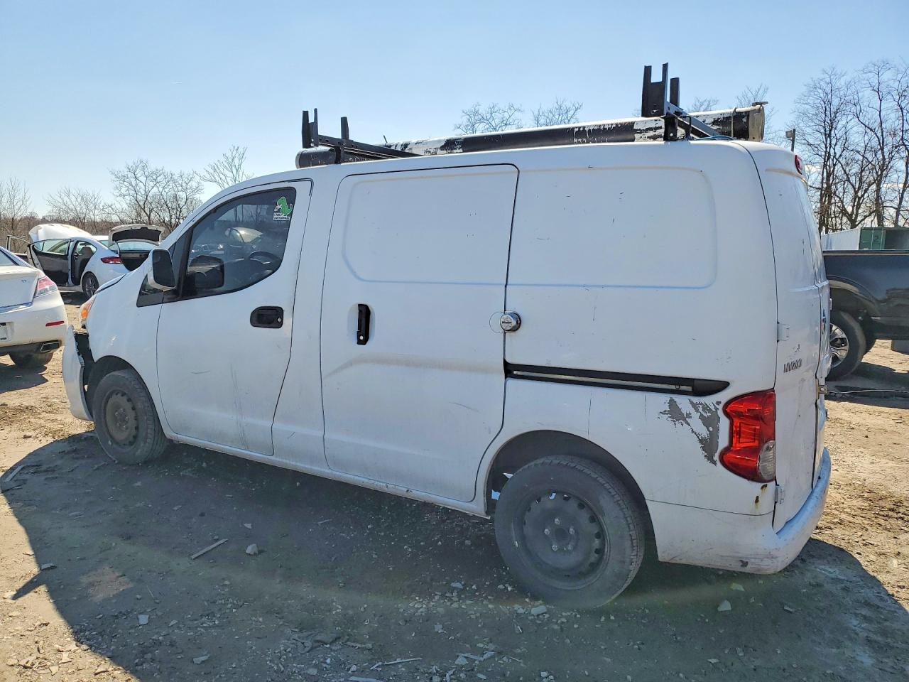 Nissan Nv