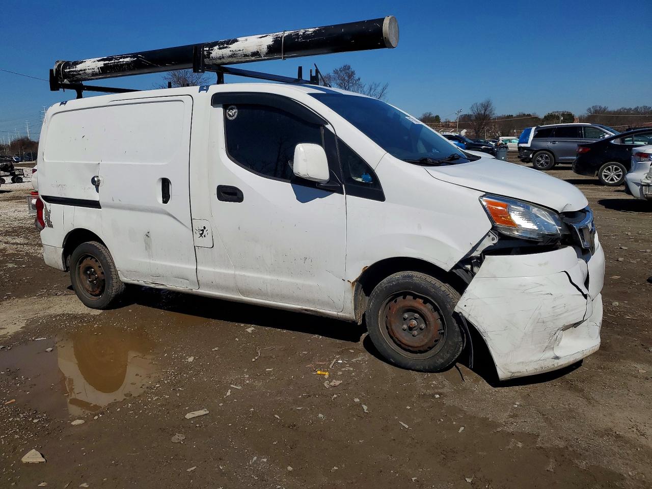 Nissan Nv