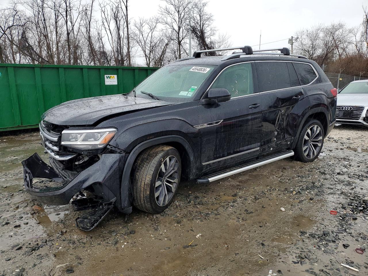 Salvage Volkswagen Atlas Image