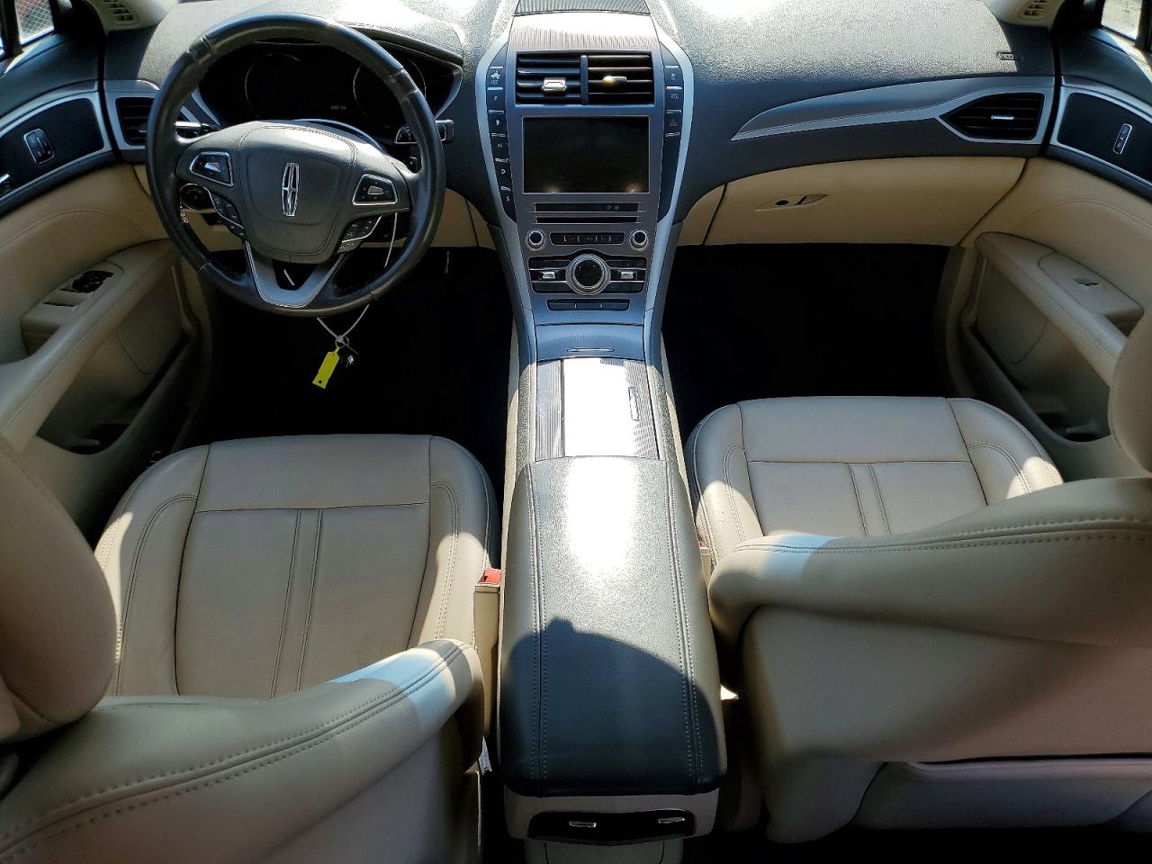 Lincoln MKZ Premiere