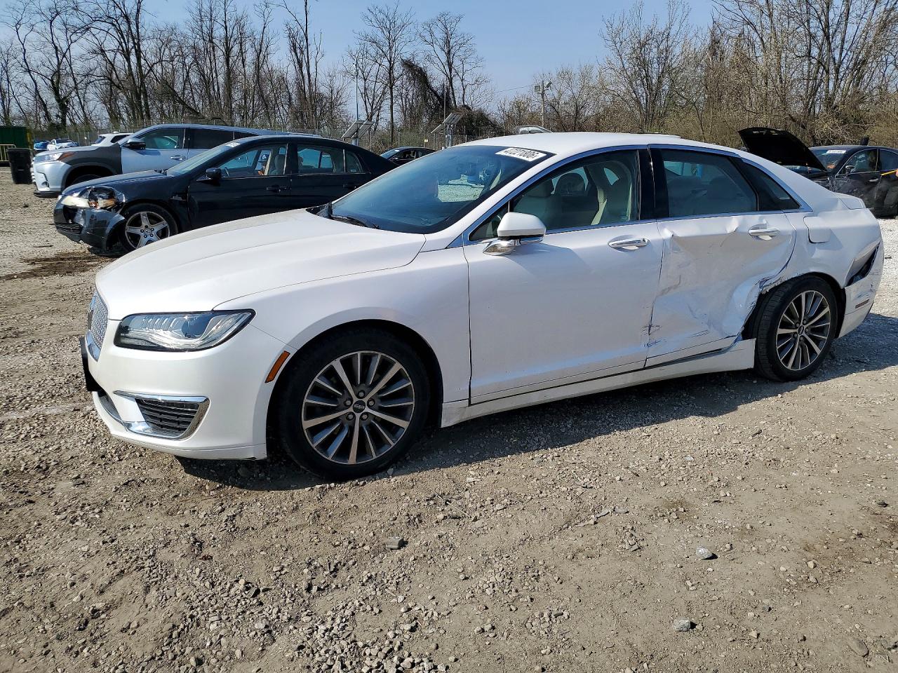 Salvage Lincoln MKZ Image