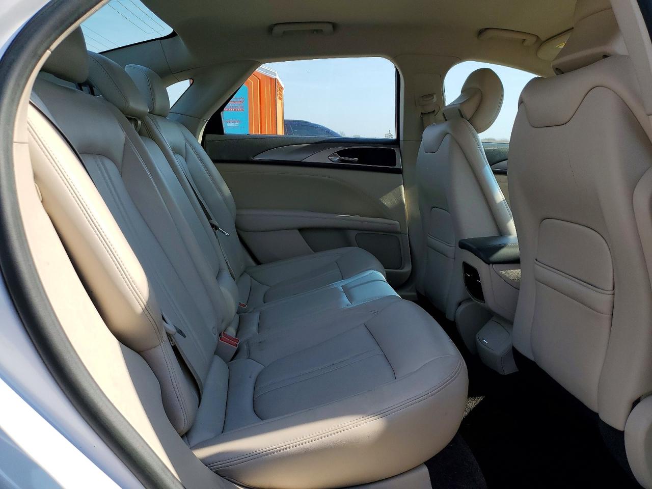 Lincoln MKZ Premiere