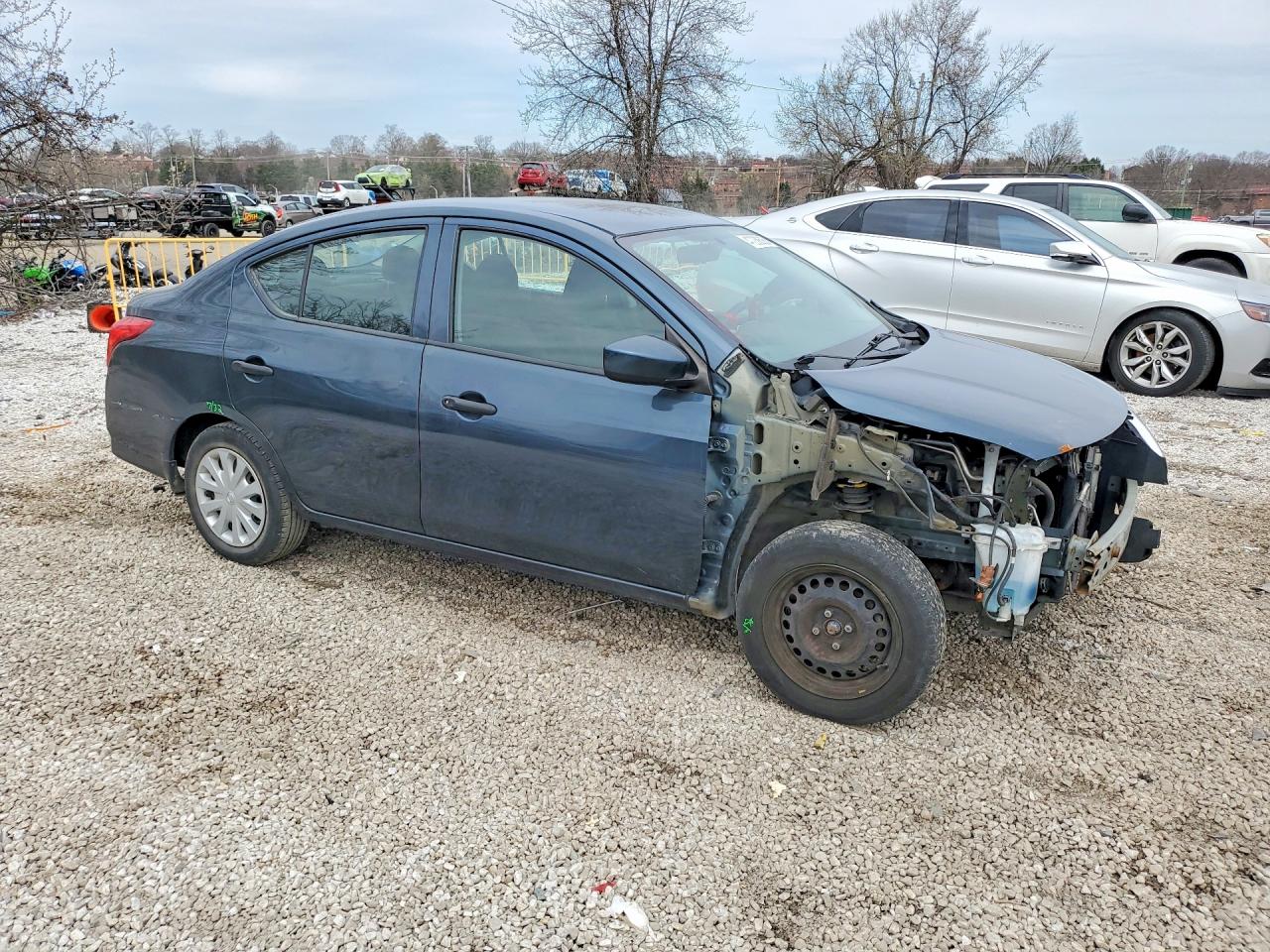 Nissan Versa 1.6 S