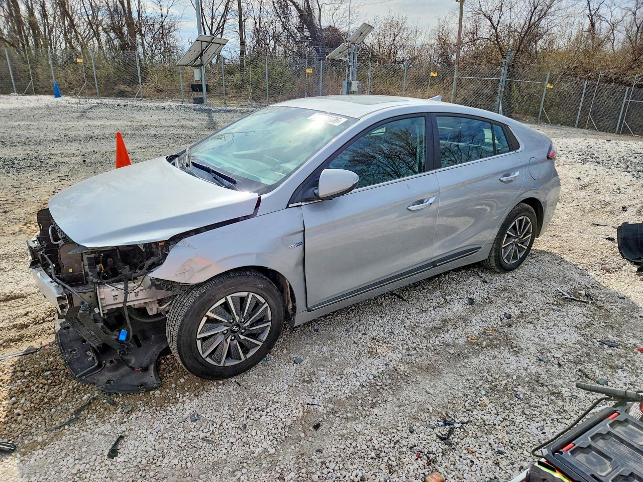 Salvage Hyundai Ioniq Image