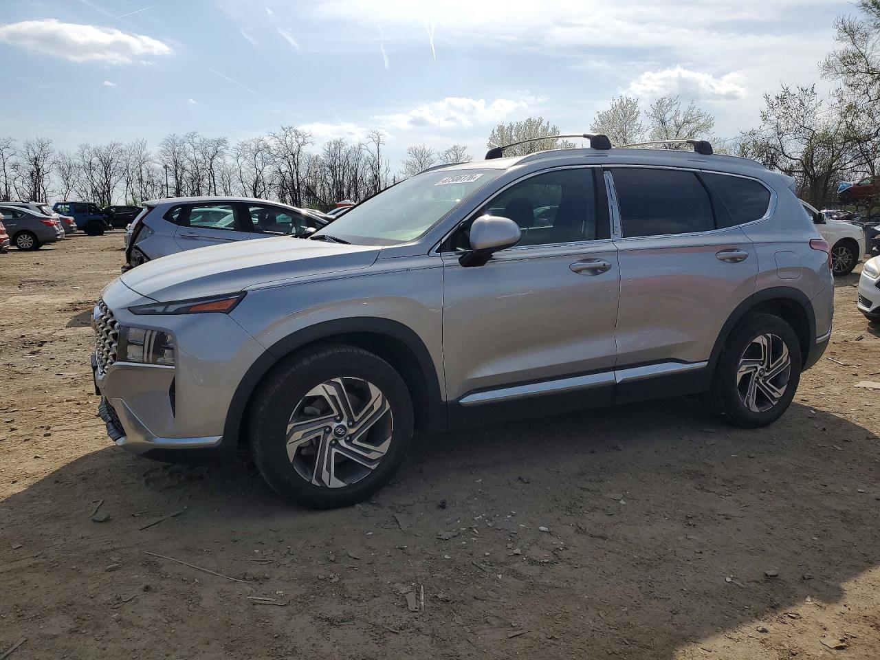 Salvage Hyundai SANTA FE Image