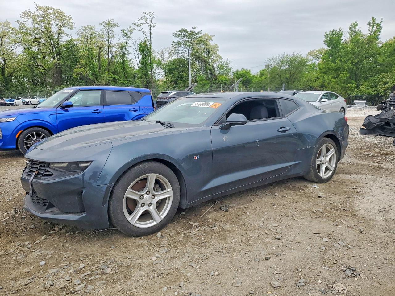 Salvage Chevrolet Camaro Image