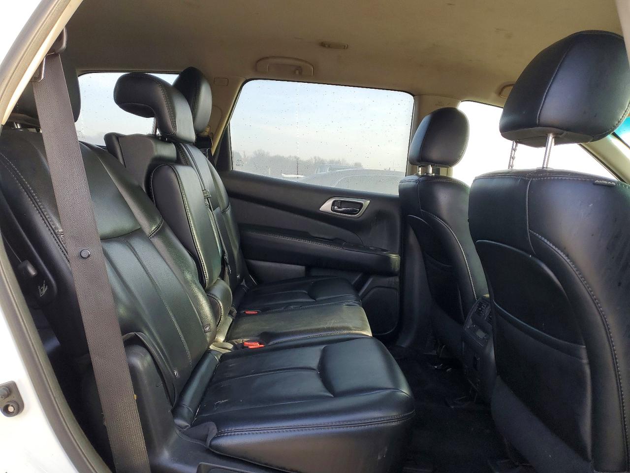 Nissan Pathfinder Sl