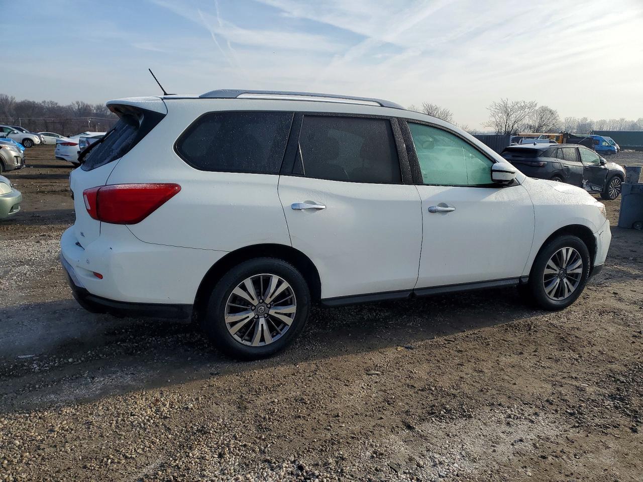 Nissan Pathfinder Sl