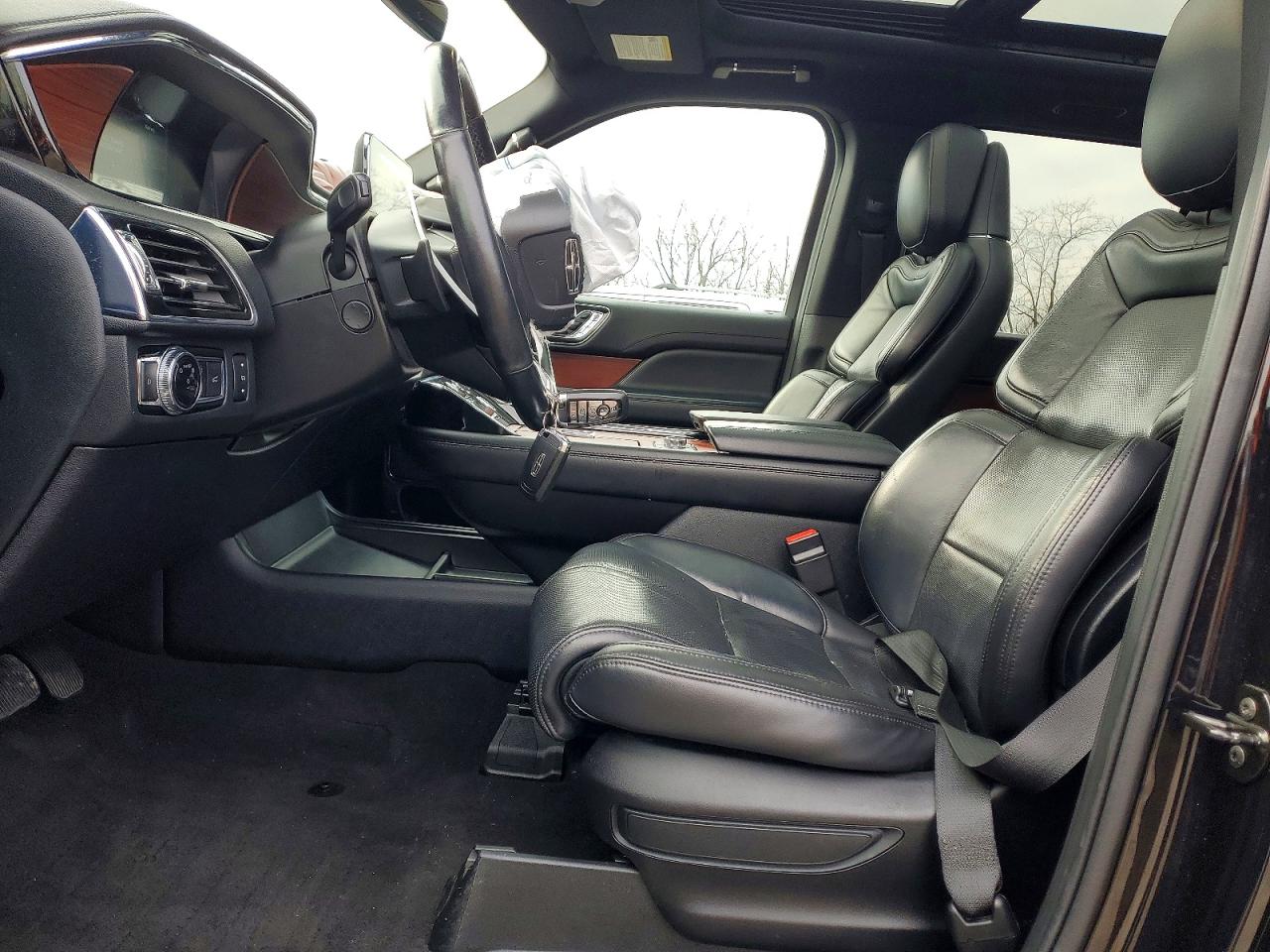 Lincoln Navigator Reserve