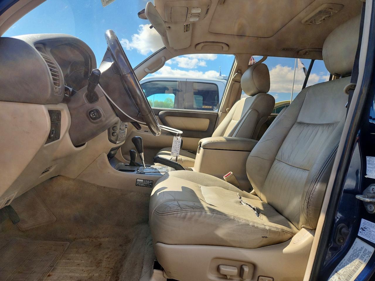 Toyota Land Cruis Base