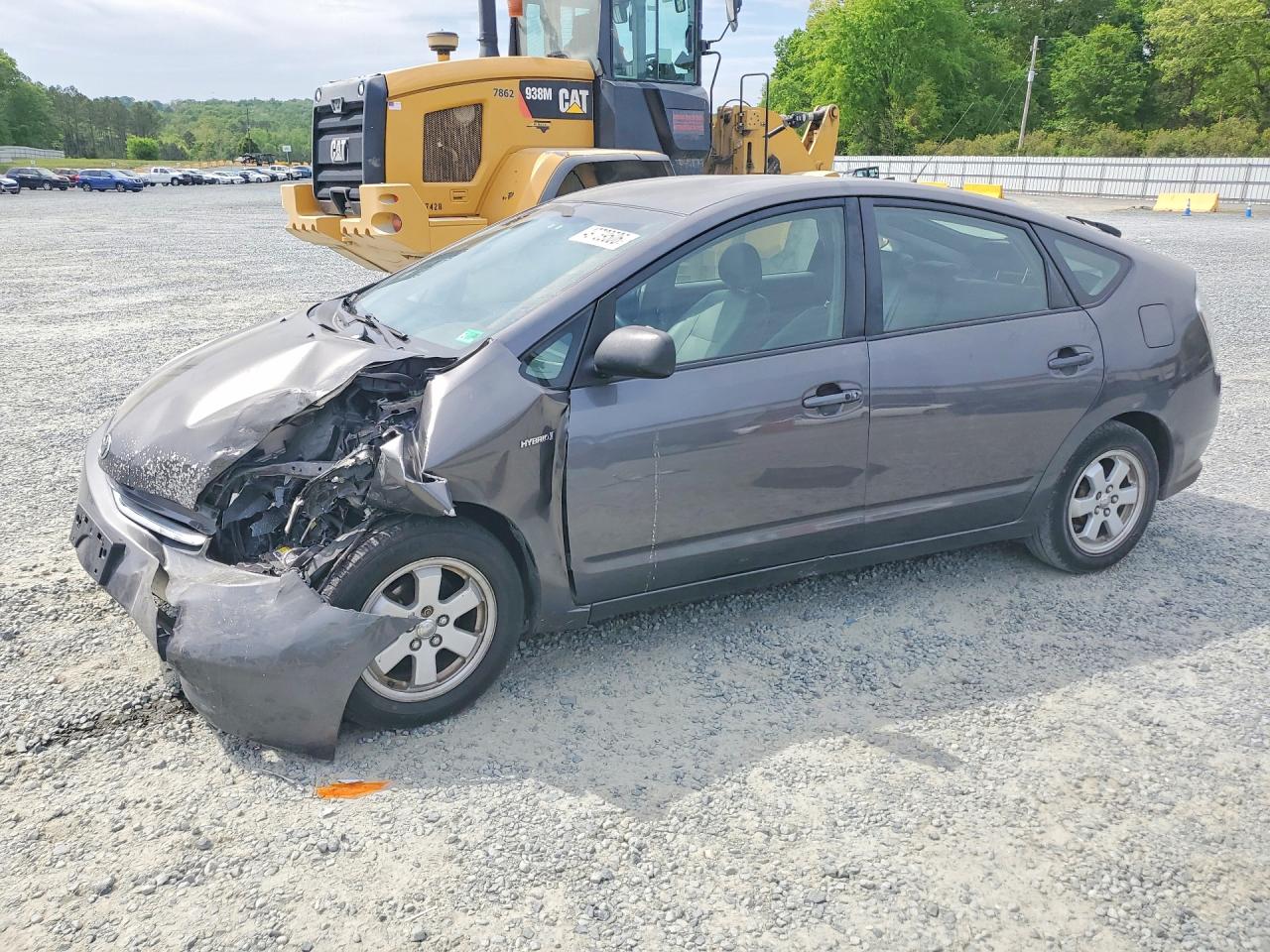 Salvage Toyota Prius Image